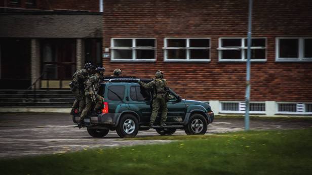 27650796_10215216443675259_1032268028_o