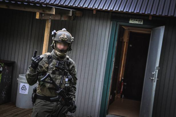 27707426_10215216443275249_1174192610_o