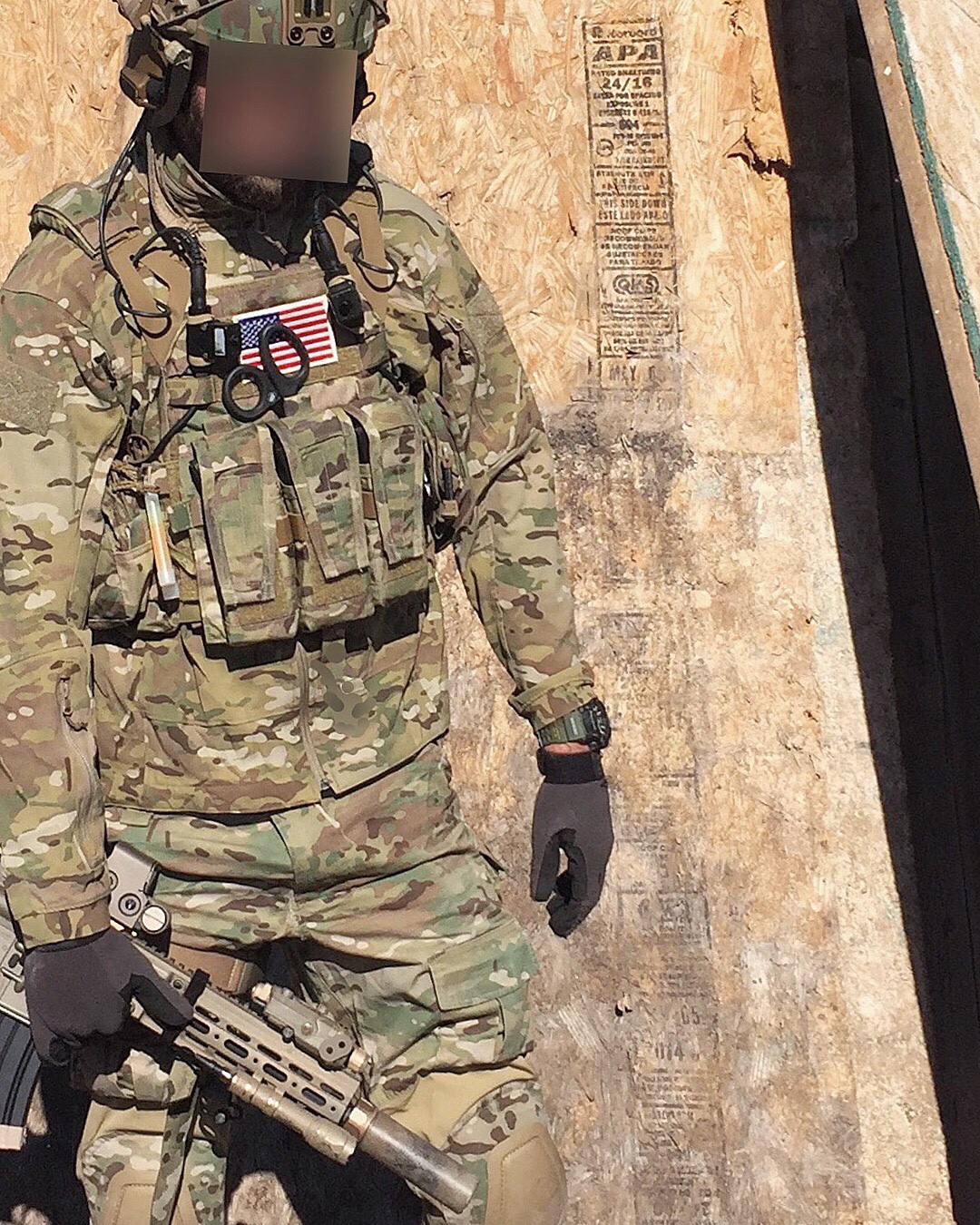 Devtsix Silver Team: upp3rz_d0wn3rz's CAG-inspired HK416D – The