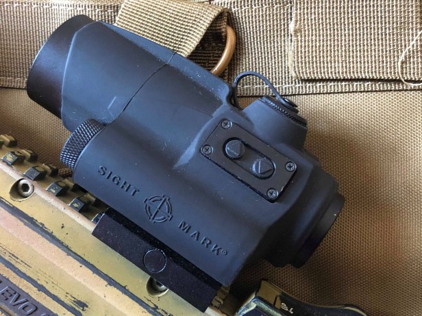 38885515_2083160138667793_7076235224643796992_n