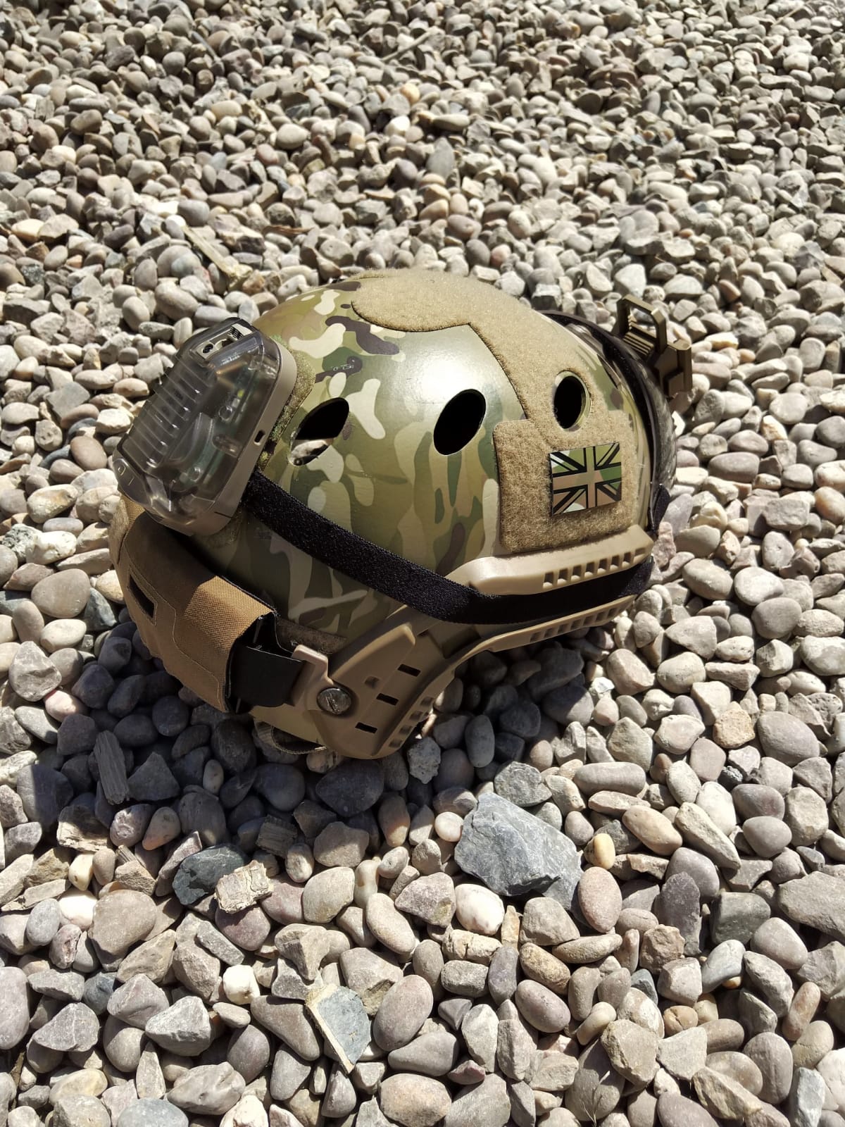 b7f49ab5-c9eb-461f-9a18-